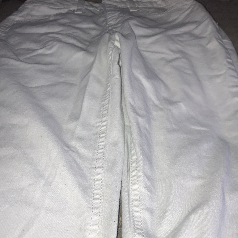 No boundaries white jeans